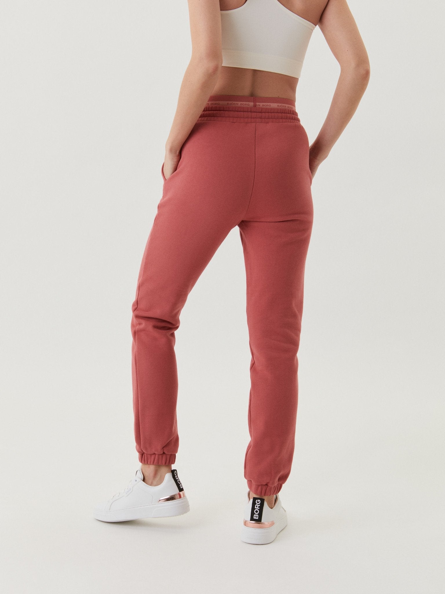 10000583-pk004-3.jpg