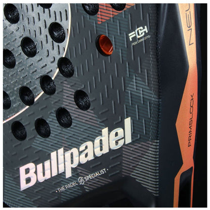 BullpadelNeuron02EdgePadelracket7.jpg