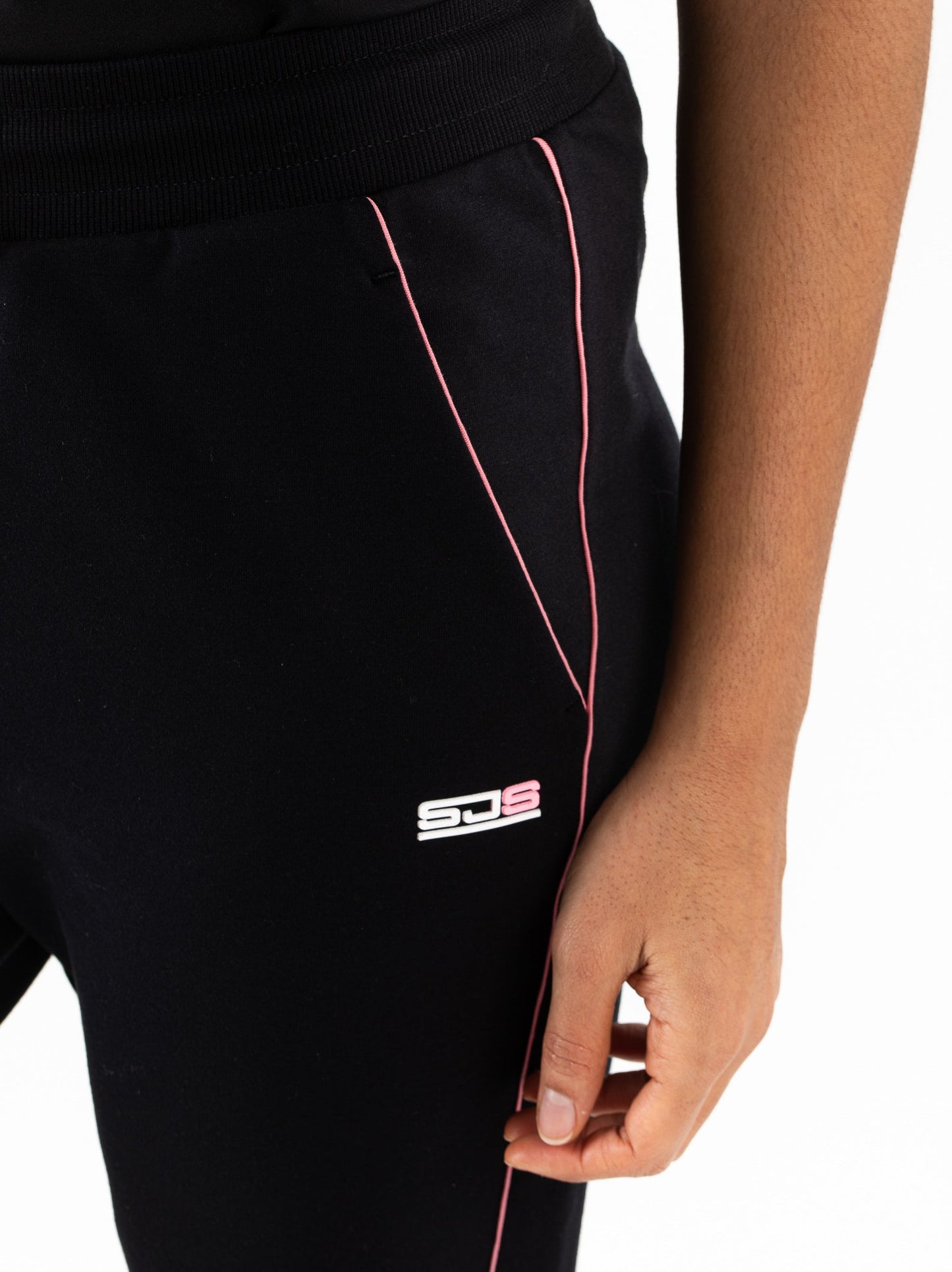 Kirby-LadyPant-B001-4-Detail.jpg