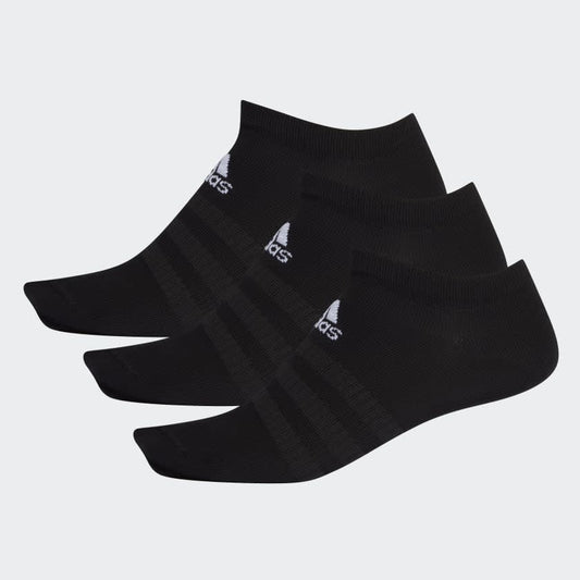 adidas-quarter-socks-3-pack-black-dz9402_1703c931-4a8a-4717-a8a9-b380a8ec1c6e.jpg