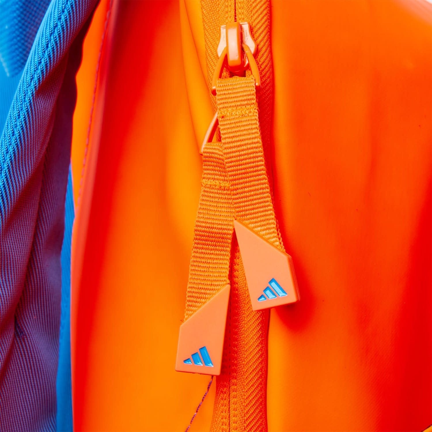 adidas-vs-6-backpack-royal-blue-orange-5.jpg