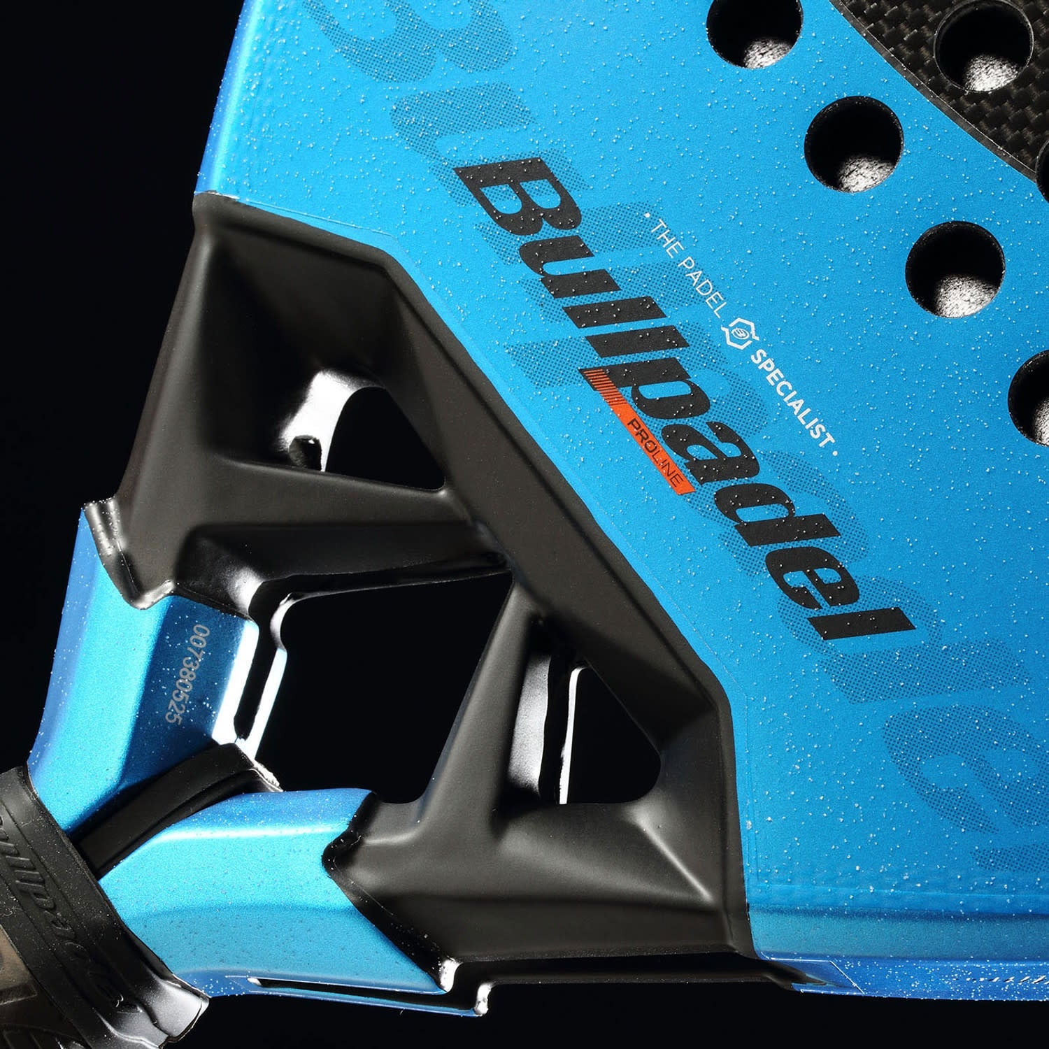 bullpadel-vertex-05-geo-26-3k-carbon-padelracket-3.jpg