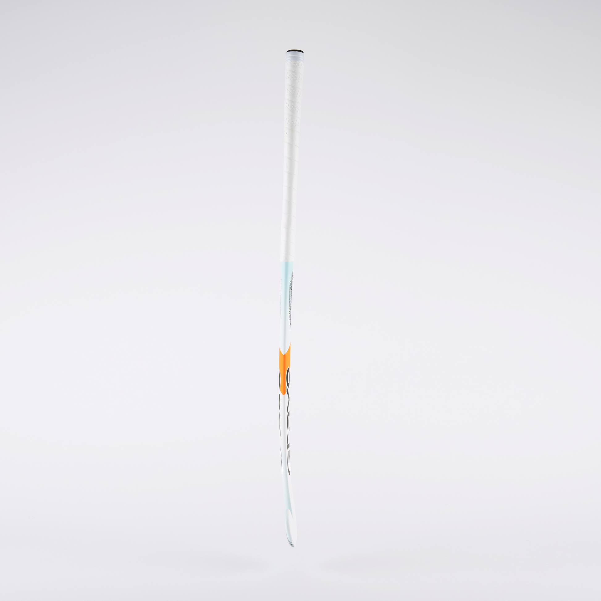 grays-100i-indoor-ultrabow-white-sky-6.png